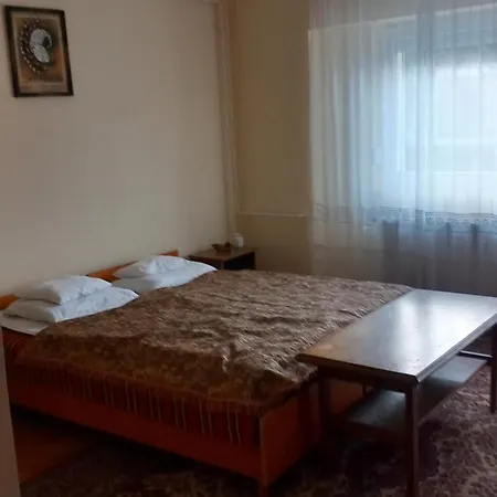 Elena Apartamento