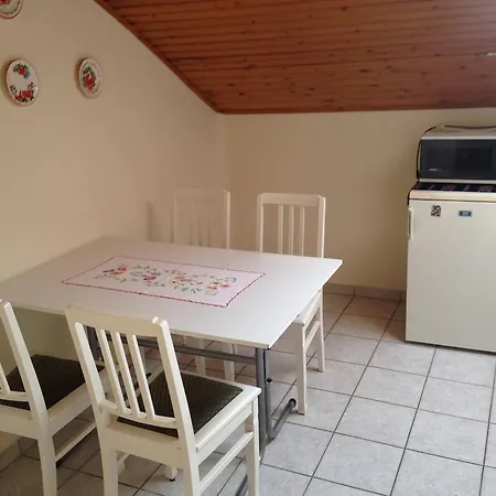 Elena Apartamento